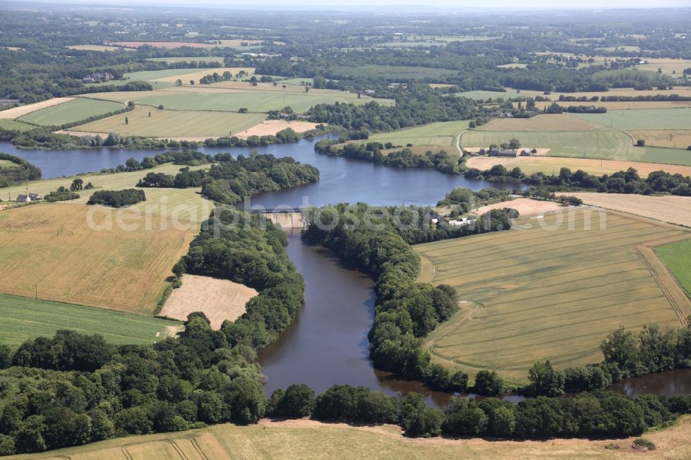 Pleurtuit from the bird's eye view: Impoundment and shore areas at the lake of the river Le Drouet in Pleurtuit in Brittany, France