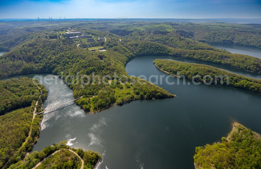 Schleiden from the bird's eye view: Impoundment and shore areas at the lake Obersee - Urftsee on street Urfttalsperre in Schleiden Eifel in the state North Rhine-Westphalia, Germany