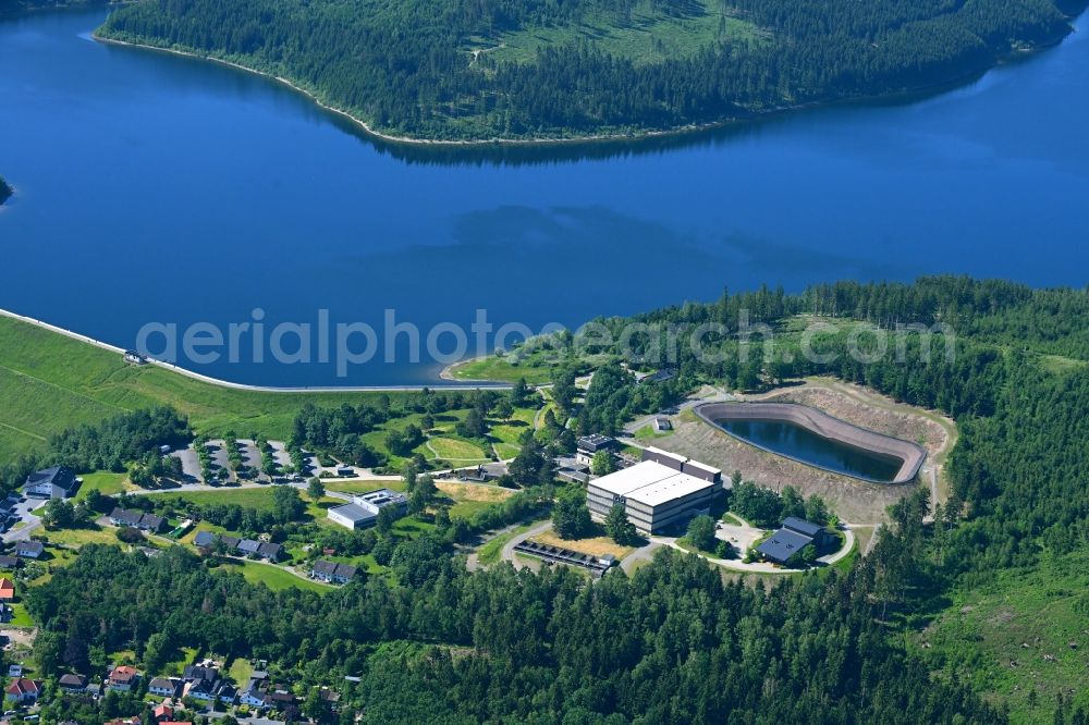Herzog Juliushütte from the bird's eye view: Dam wall at the reservoir Granestausee in Herzog Juliushuette in the state Lower Saxony, Germany