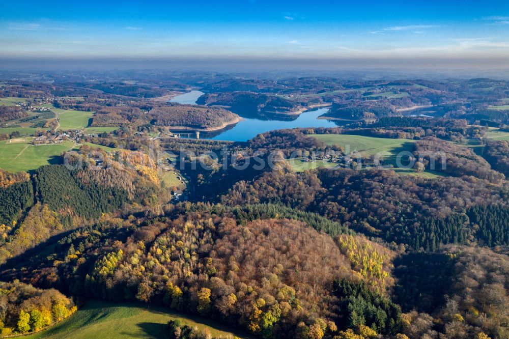 Müllenberg from the bird's eye view: Dam wall at the reservoir Grosse Dhuenntalsperre in Muellenberg in the state North Rhine-Westphalia, Germany