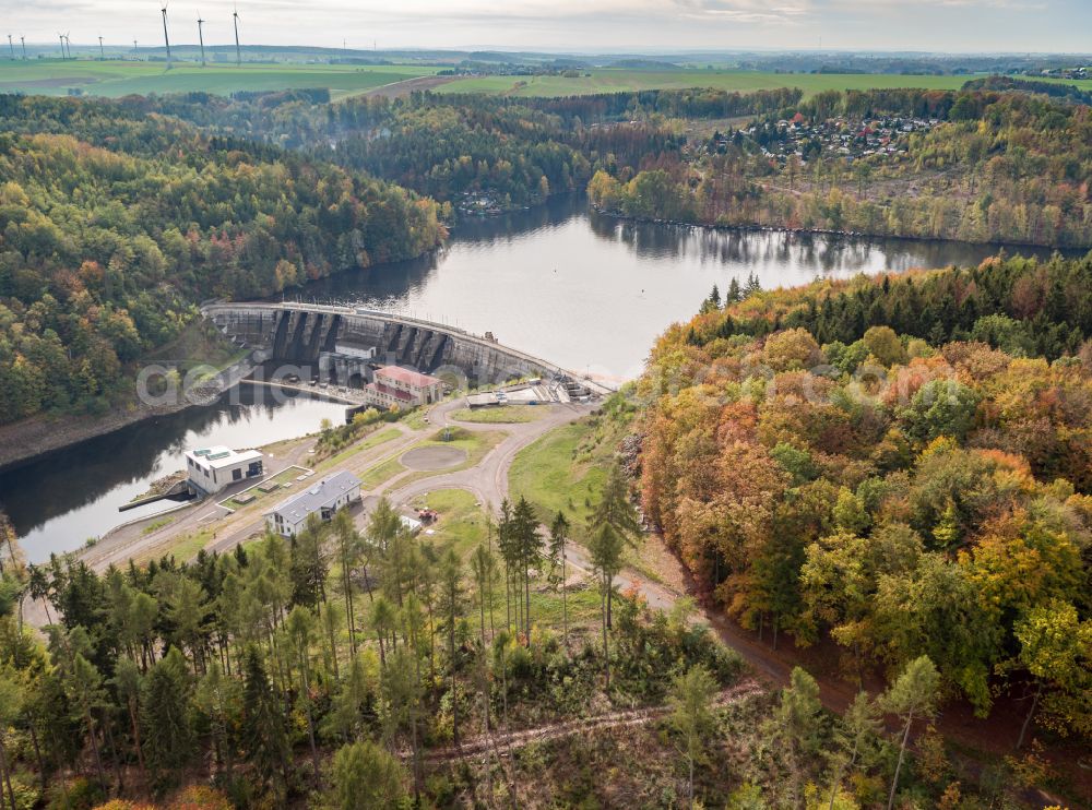 Kriebstein from the bird's eye view: Dam wall at the reservoir the hydroelectric power plant on street An der Talsperre in Kriebstein in the state Saxony, Germany