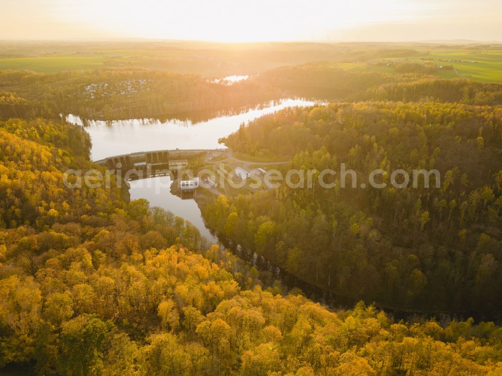 Aerial photograph Kriebstein - Dam wall at the reservoir the hydroelectric power plant on street An der Talsperre in Kriebstein in the state Saxony, Germany