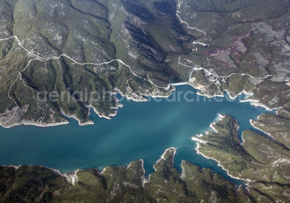 Aerial photograph Kavadarci - Reservoir Tikvesh Lake near the town Kavardac in Mazedonieni