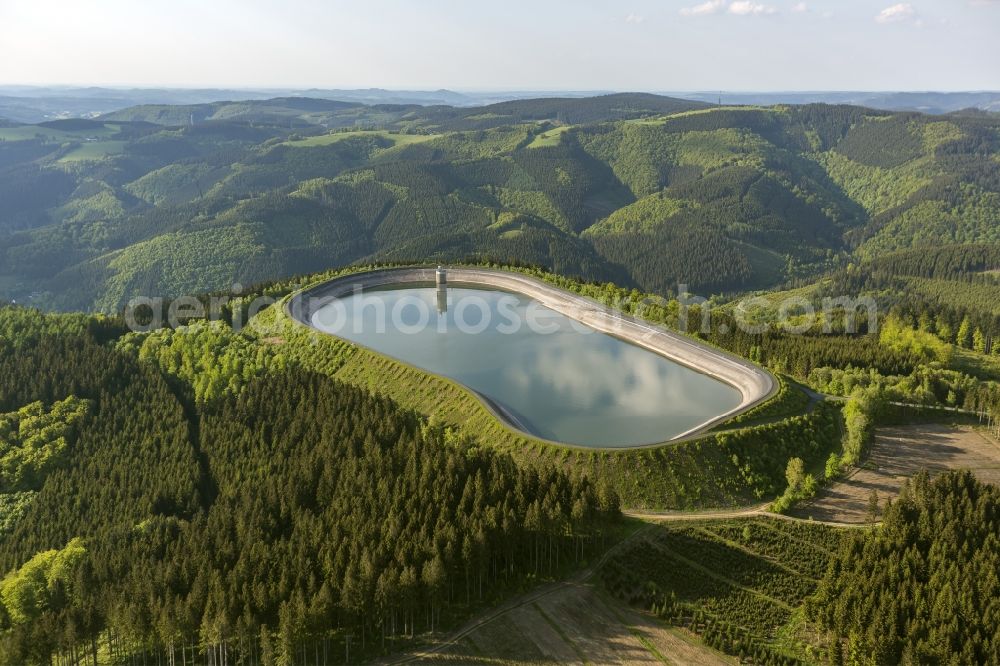 Aerial photograph Finnentrop - Rönkhausen - The dam / reservoir / reservoirs Rönkhausen - Finnentrop