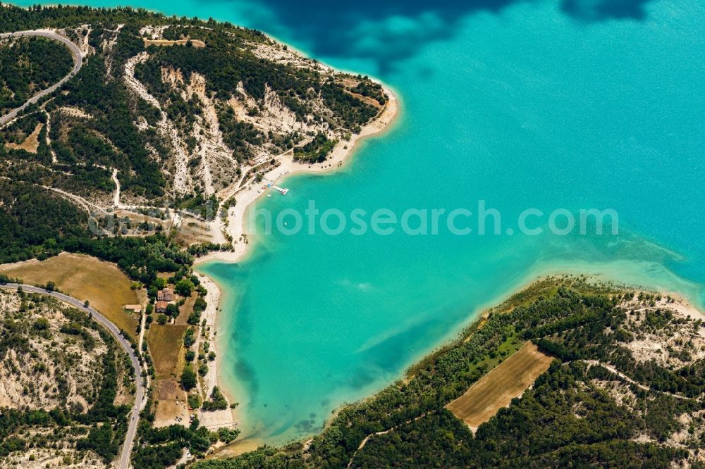 Moustiers-Sainte-Marie from the bird's eye view: Impoundment and shore areas with swimming areas at the lake Lac de Sainte-Croix and the river Verdon in Moustiers-Sainte-Marie in Provence-Alpes-Cote d'Azur, France