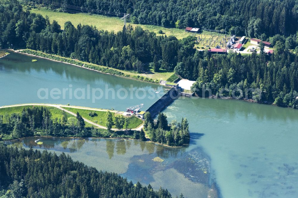 Denklingen from the bird's eye view: Weir on the banks of the flux flow of Lech in Denklingen in the state Bavaria, Germany