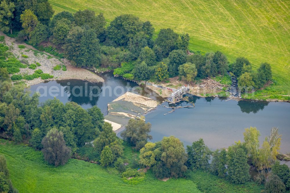 Hagen from the bird's eye view: Weir Staudamm Lenne on the banks of the flux flow Lenne in Hagen at Ruhrgebiet in the state North Rhine-Westphalia, Germany