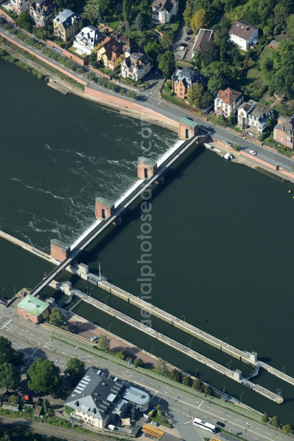 Aerial image Heidelberg - Weir on the banks of the flux flow Neckar in Heidelberg in the state Baden-Wuerttemberg