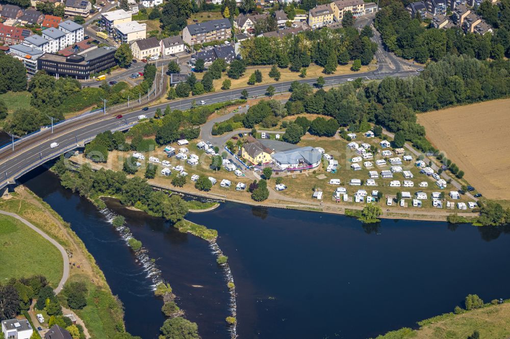 Hattingen from the bird's eye view: Barrage on the banks of the river Ruhr-Wehr with Bootsgasse fish ladder on the banks of the Ruhrbruecke campsite in Hattingen in the Ruhr area in the state of North Rhine-Westphalia, Germany