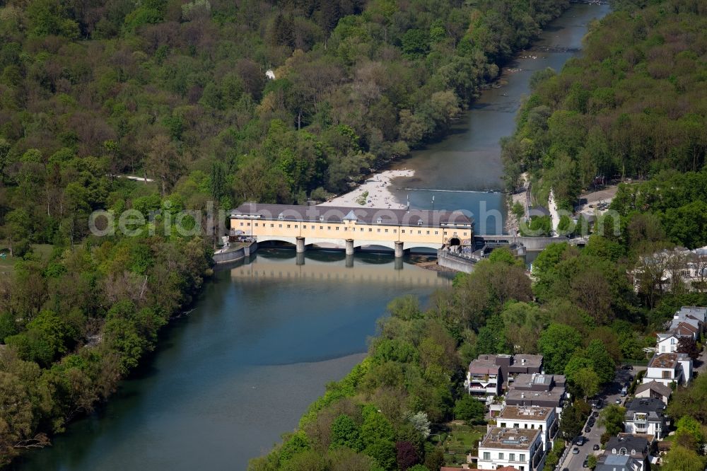 München from the bird's eye view: Armed forces in Oberfoehring in Munich, Bavaria. The inlet of the Middle Isar Canal connects the northern part of the English Garden with the district east of the River Isar. Below the weir is a power station