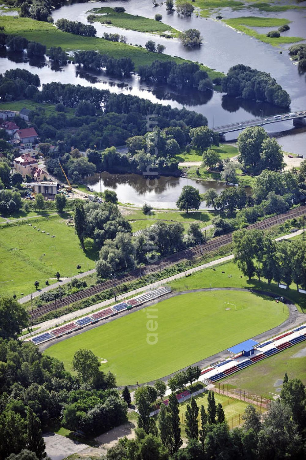 Aerial image Kostrzyn / Küstrin - Blick auf das städtische Sport- und Freizeitzentrum mit Sportplatz Olimp. View of the city sports and recreation center with sports field Olimp.