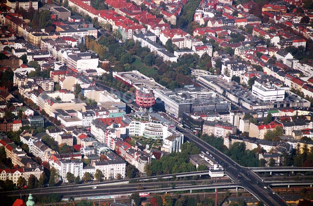 Aerial image Berlin-Steglitz - 11.10.2005 Berlin Blick auf den Steglitzer Kreisel;12165 Berlin-Steglitz, Schloßstr. 80