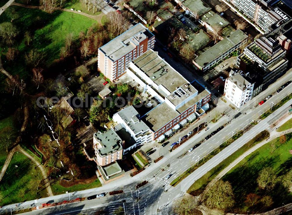 Aerial image Kiel - STEIGENBERGER CONTI HANSA Kiel am Schloßgarten 7, 24103 Kiel. Tel.: 0431-51150 / Fax: 0431-5115444