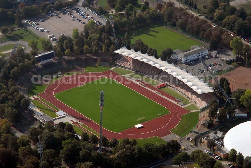 Aerial photograph Erfurt - Blick auf das Steigerwaldstadion (früher Georgij-Dimitroff-Stadion) in Erfurt. Es ist ein Fußball- und Leichtathletik-Stadion. Es fasst knapp 20000 Zuschauer und ist das Heimatstadion des FC Rot-Weiß Erfurt. Kontakt: FC Rot-Weiß Erfurt e.V., Arnstädter Straße 55, 99096 Erfurt