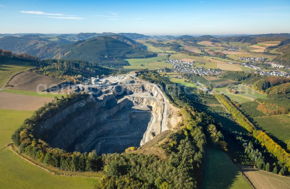 Aerial image Meschede - Quarry for the mining and handling of bulk materials and bulk raw materials in Meschede in the state North Rhine-Westphalia