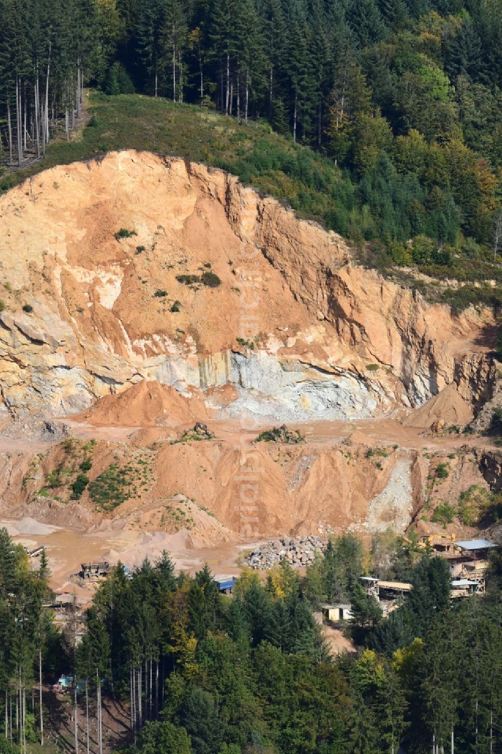 Aerial photograph Malsburg-Marzell - Quarry for the mining and handling of sand and gravel in the district Kaesacker in Malsburg-Marzell in the state Baden-Wurttemberg, Germany