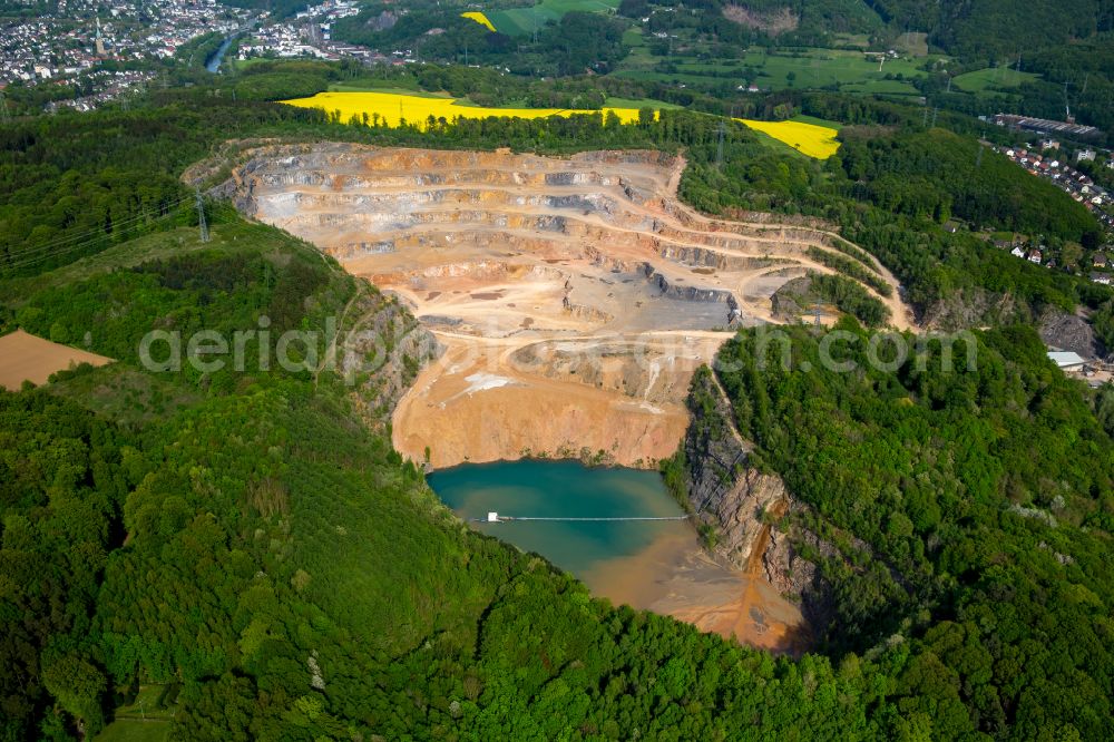 Aerial photograph Hagen - Quarry for the mining of Hohenlimburger Kalkwerke GmbH in the district Hohenlimburg in Hagen at Ruhrgebiet in the state North Rhine-Westphalia, Germany