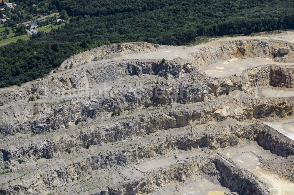 Aerial photograph Bad Deutsch-Altenburg - Quarry Steinbruch Hollitzer of Rohrdorfer Group in Bad Deutsch-Altenburg in Lower Austria, Austria. The Stone quarry is located on Pfaffenberg mountain, near the riverbank of the Danube. View from the South