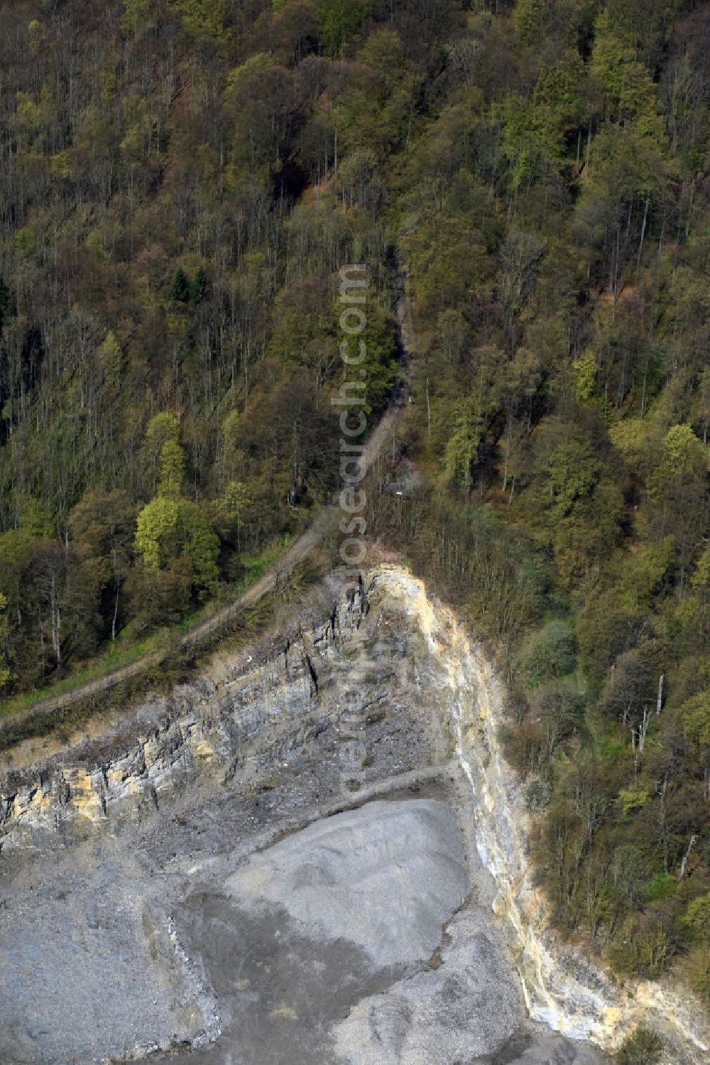 Aerial image Katharinenberg - Quarry for the mining and handling in Katharinenberg in the state Thuringia