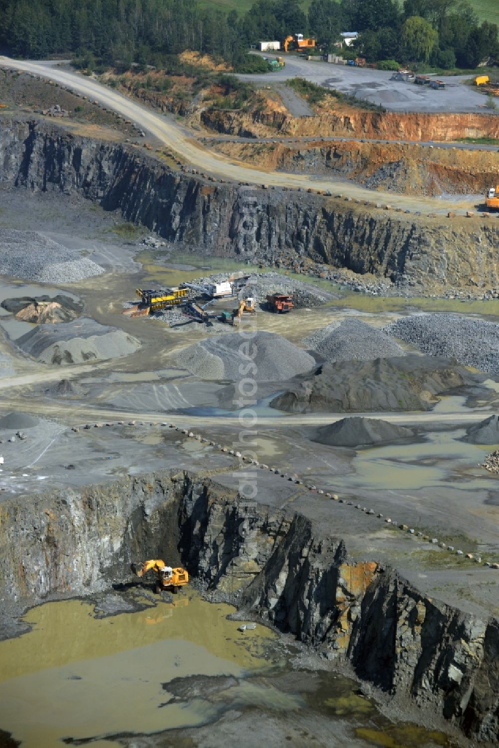 Altenhain Klengelsberg from above - Quarry to mine quartz crystal in Altenhain Klengelsberg in the state Saxony