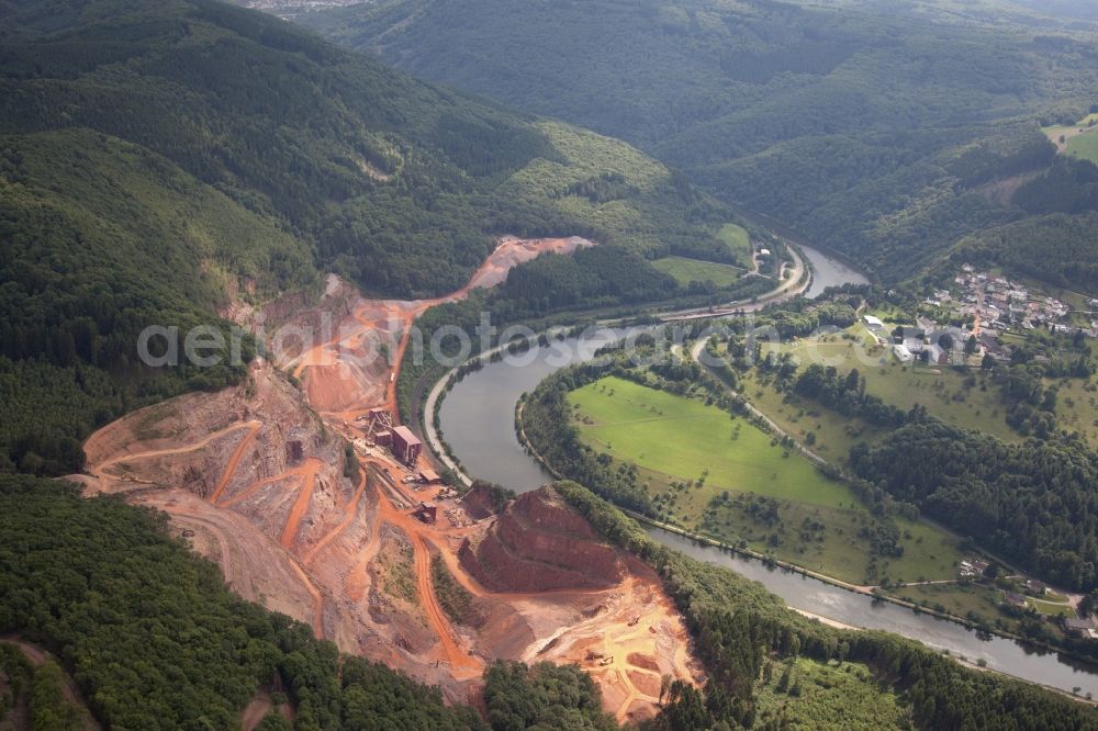 Aerial photograph Taben-Rodt - Quarry for the mining and handling of Quarzit in Taben-Rodt in the state Rhineland-Palatinate, Germany