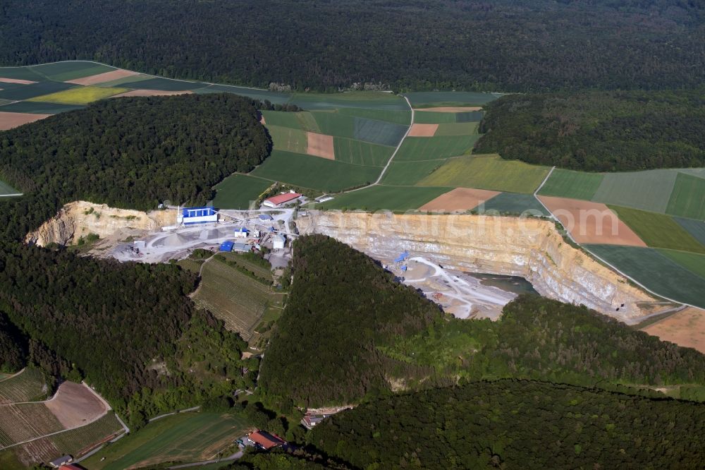 Aerial image Retzstadt - Quarry for the mining and handling of Gravel of Schraud Josef GmbH & Co. KG Schotterwerk in Retzstadt in the state Bavaria, Germany