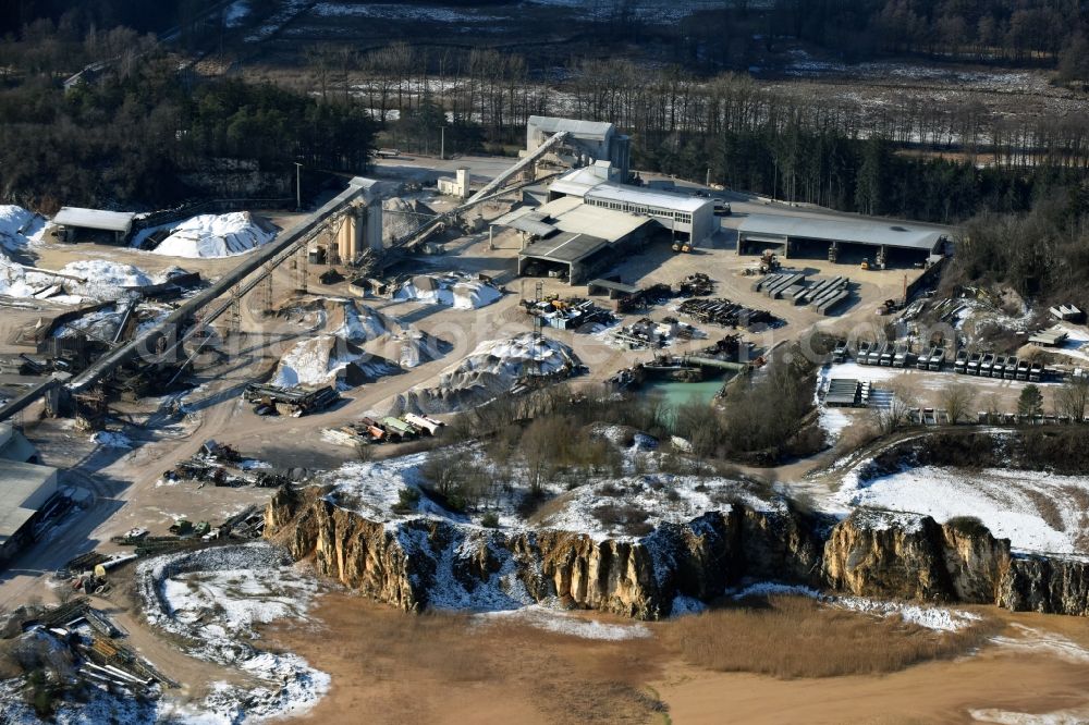 Velburg from above - Quarry for the mining and handling of Baernreuther+Deuerlein Schotterwerke Unterweickenhof in Velburg in the state Bavaria