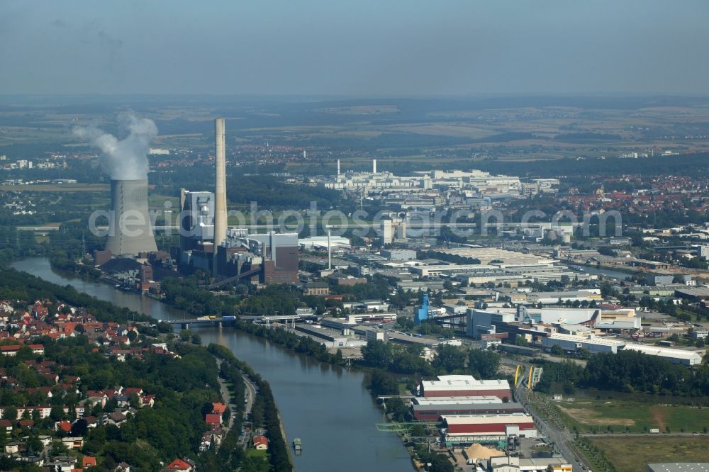 Aerial photograph Heilbronn - The power plant Heilbronn in the state Baden-Wuerttemberg is located directly at the bank of the river Neckar. It is a hard coal-fired power station