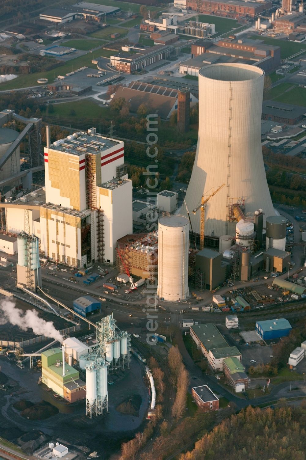 Aerial photograph Lünen - Coal power plant of Trianel Kohlekraftwerk GmbH & Co. KG in Lippholthausen district in Luenen in North Rhine-Westphalia