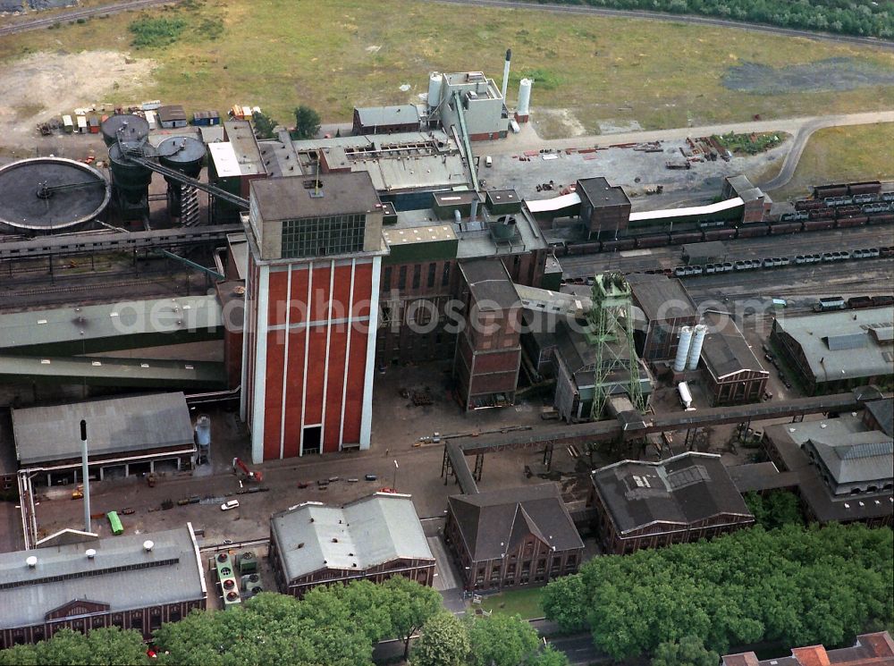 Kamp-Lintfort from the bird's eye view: Kamp-Lintfort 23/07/2012. View of the pits I and II of the bill Frederick Henry, now mine west. This on the RAG-West mine was owned Schachtanllage 1906th The coal mining, coal mining in the West ended 31.12.2012