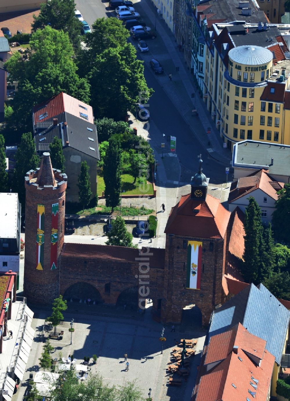 Aerial photograph Bernau - Stone gate with the hunger tower at the former city wall of Bernau in Brandenburg