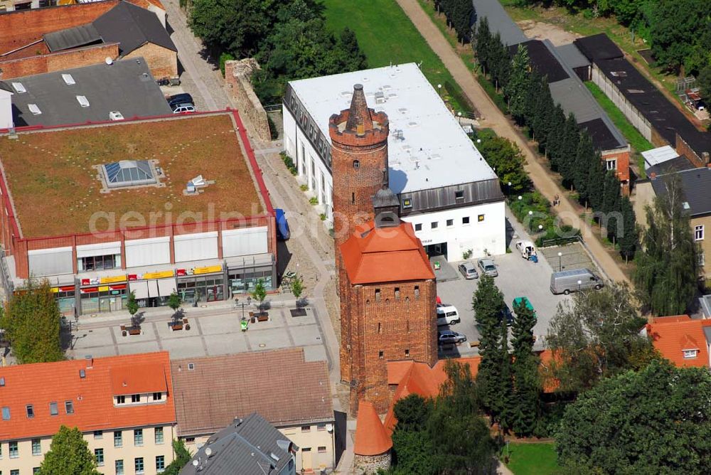 Bernau from the bird's eye view: Blick auf das Steintor, die Stadthalle und den Firmensitz der Wohnungs- und Baugesellschaft mbH Bernau in der Berliner Str. 2 · 16321 Bernau · Telefon: (03338) 39 34-0