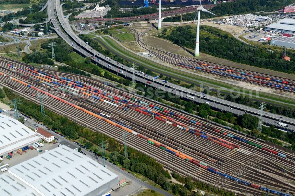 Hamburg from the bird's eye view: Interlocking Old Southern Elbe in Hamburg-Altenwerder. A project of the Hamburg Port Authority HPA