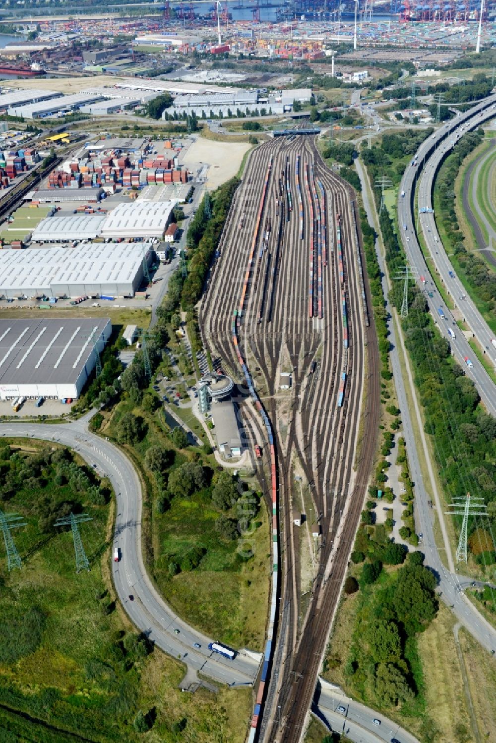 Aerial photograph Hamburg - Interlocking Old Southern Elbe in Hamburg-Altenwerder. A project of the Hamburg Port Authority HPA