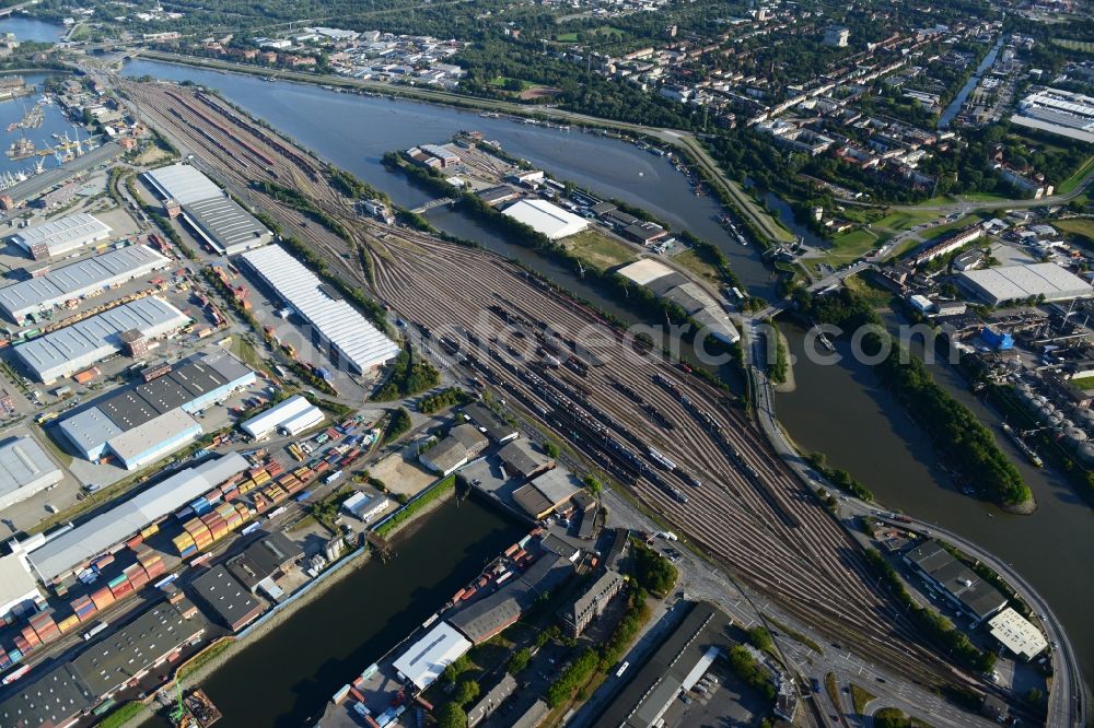 Aerial image Hamburg - Interlocking Port Station Hamburg-South in Hamburg-Mitte / Kleiner Grasbrook. A project of the Hamburg Port Authority HPA