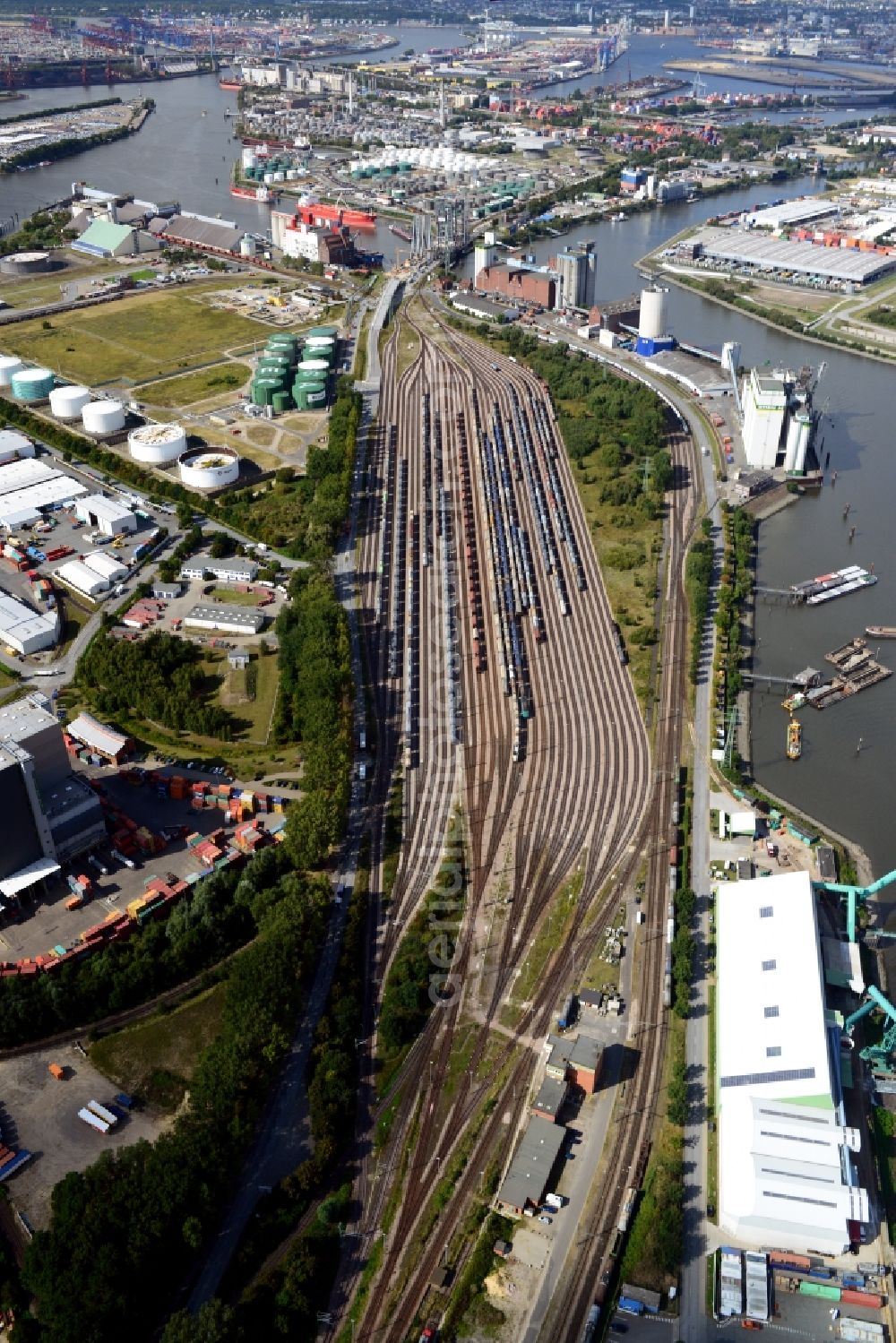 Aerial photograph Hamburg - Interlocking Hohe Schaar in Hamburg-Mitte / Wilhelmsburg. A project of the Hamburg Port Authority HPA