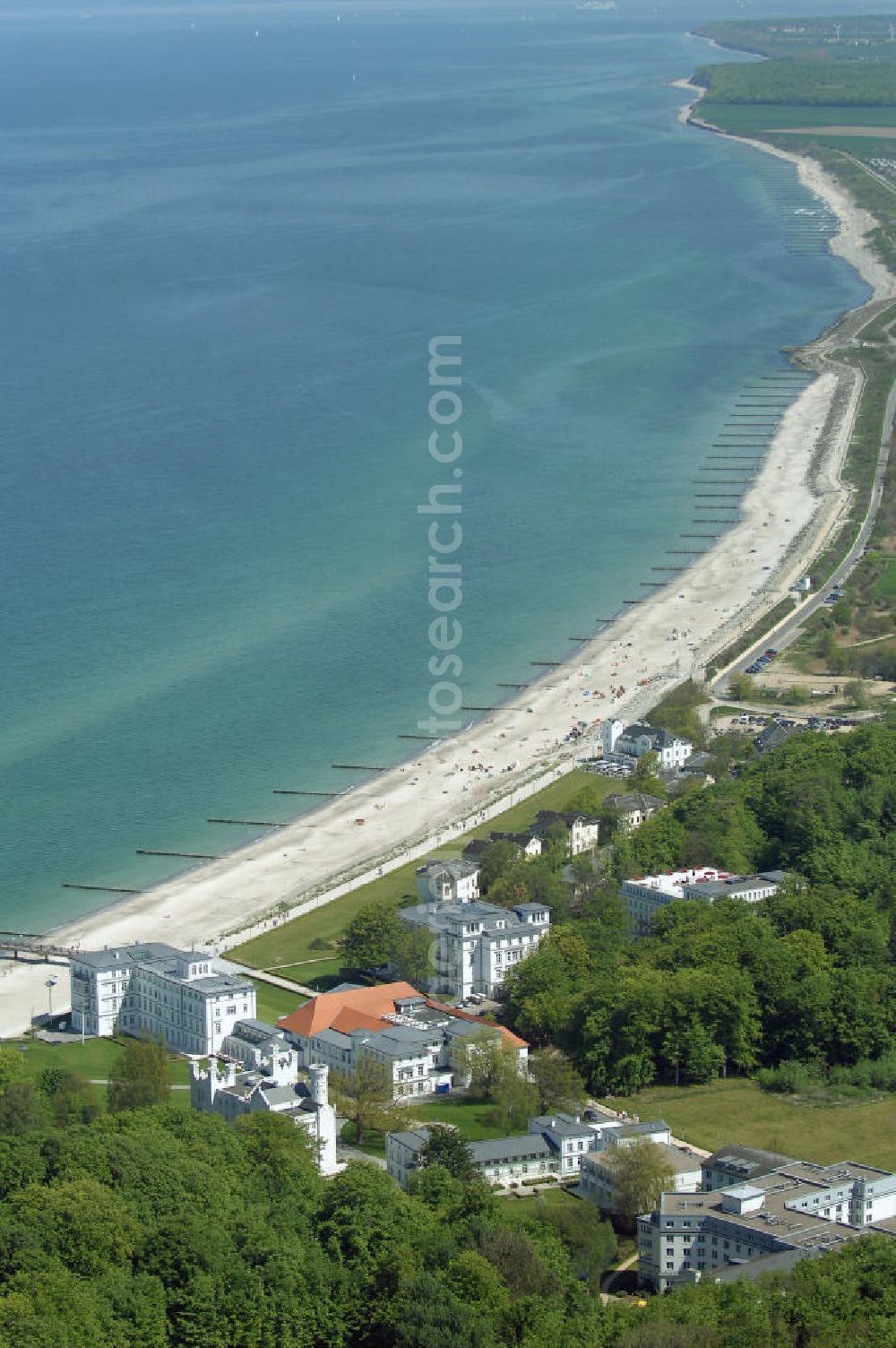 Aerial photograph Bad Doberan - Heiligendamm - Blick auf das Kempinski Grand Hotel Heiligendamm. Kontakt: Prof.-Dr.-Vogel-Straße 16-18, 18209 Bad Doberan - Heiligendamm, Tel. +49 (0) 38203 740-0, Fax: +49 (0) 38203 740-7474, E-mail: reservations.heiligendamm@kempinski.com