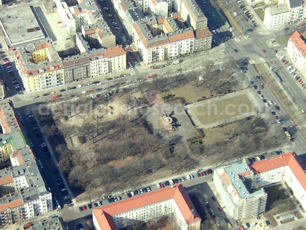 Aerial image Berlin - PRENZLAUER BERG - Stierbrunnen an der Bötzow-Straße in Berlin-Prenzlauer Berg. 16.03.03