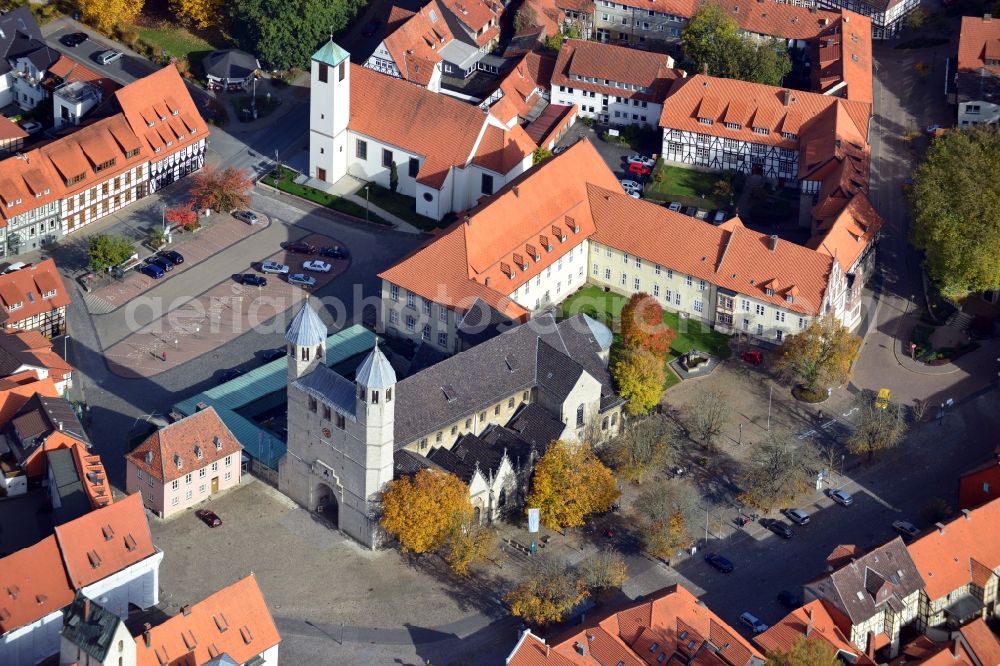 Bad Gandersheim from the bird's eye view: View of the abbey church in Bad Gan dersheim in the state Niedersachsen. The church belongs to the Gan dersheim Abbey. The abbey church is a cruciate basilica with a westwork, which consists of two towers