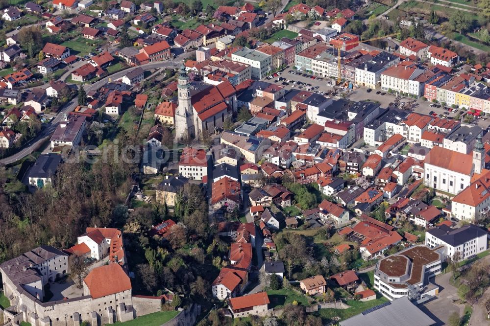 Aerial photograph Tittmoning - Church St. Laurentius and old town of Tittmoning on the Salzach in the state of Bavaria