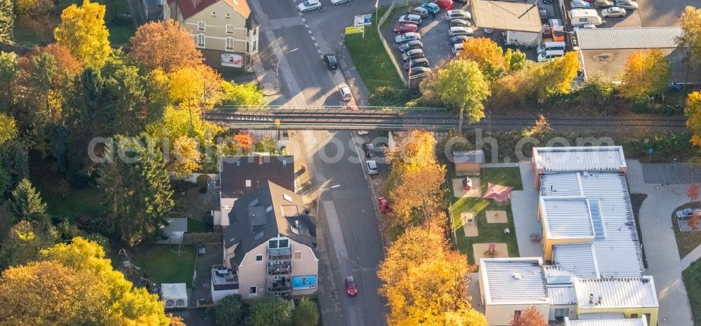 Aerial image Witten - Retired railway bridge building to route the train tracks Sprockhoeveler street in Witten in the state North Rhine-Westphalia