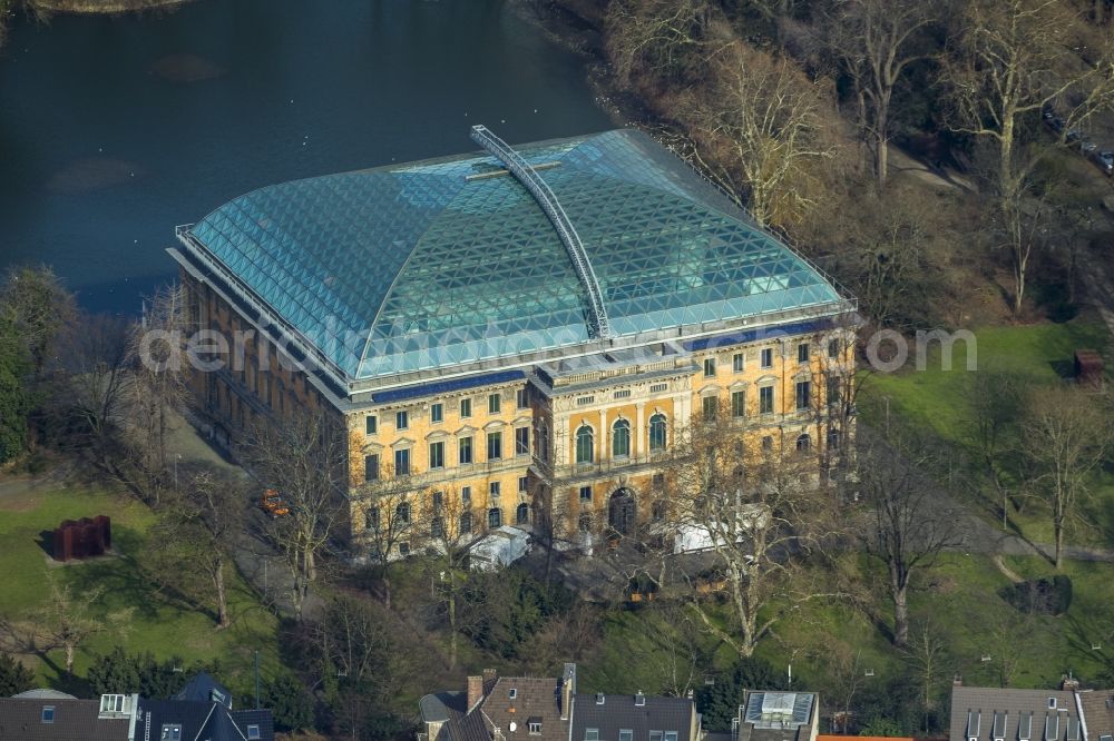 Aerial image Düsseldorf - View of the Ständehaus in Düsseldorf in the state North Rhine-Westphalia. The Ständehaus is the building of the former prussian provincial diet of the Rhineland. Today it houses as exhibition building K21 the section contemporary art