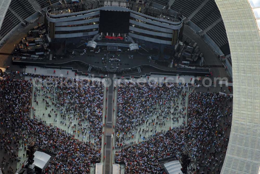 Berlin - Charlottenburg from above - 20:15 MEZ Rolling Stones Konzert im Berliner Olympiastadion