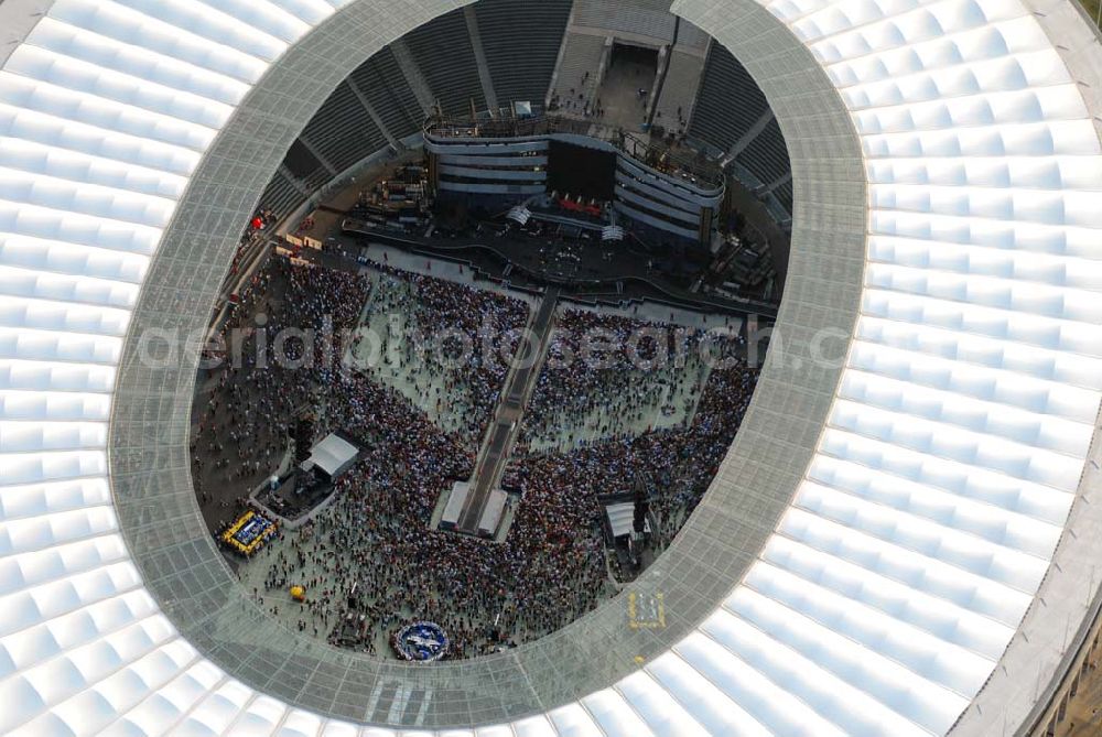 Berlin - Charlottenburg from the bird's eye view: 20:15 MEZ Rolling Stones Konzert im Berliner Olympiastadion