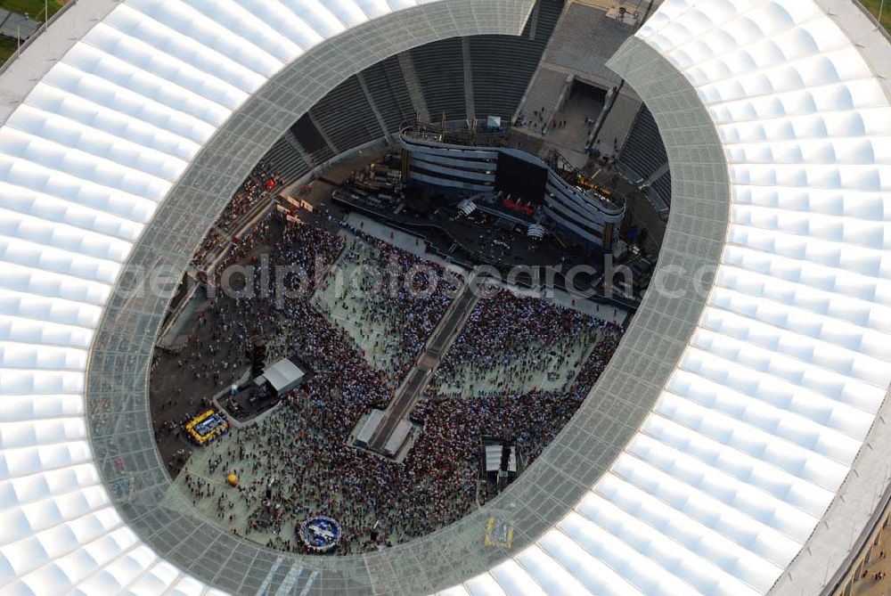 Aerial image Berlin - Charlottenburg - 20:15 MEZ Rolling Stones Konzert im Berliner Olympiastadion