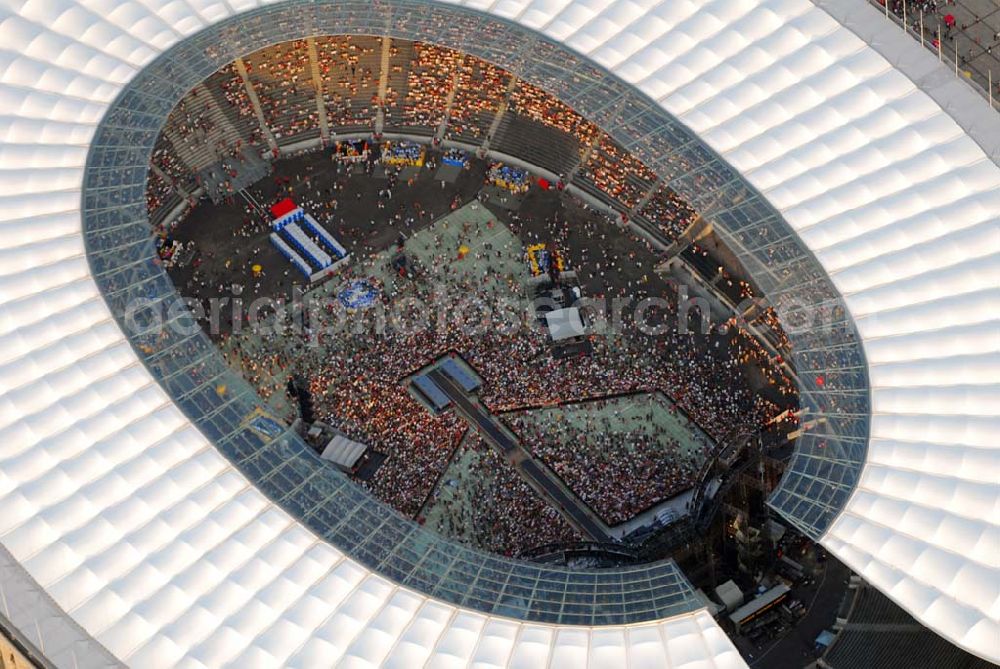 Berlin - Charlottenburg from the bird's eye view: 20:15 MEZ Rolling Stones Konzert im Berliner Olympiastadion