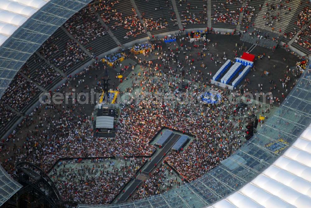 Berlin - Charlottenburg from above - 20:15 MEZ Rolling Stones Konzert im Berliner Olympiastadion