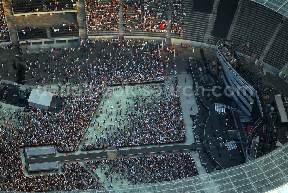 Berlin - Charlottenburg from above - 20:15 MEZ Rolling Stones Konzert im Berliner Olympiastadion