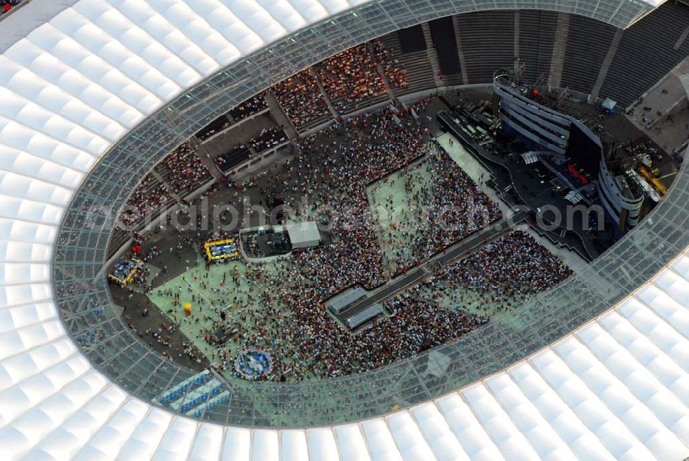 Berlin - Charlottenburg from above - 20:15 MEZ Rolling Stones Konzert im Berliner Olympiastadion