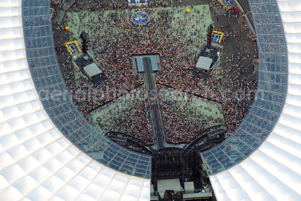 Berlin - Charlottenburg from the bird's eye view: 20:15 MEZ Rolling Stones Konzert im Berliner Olympiastadion